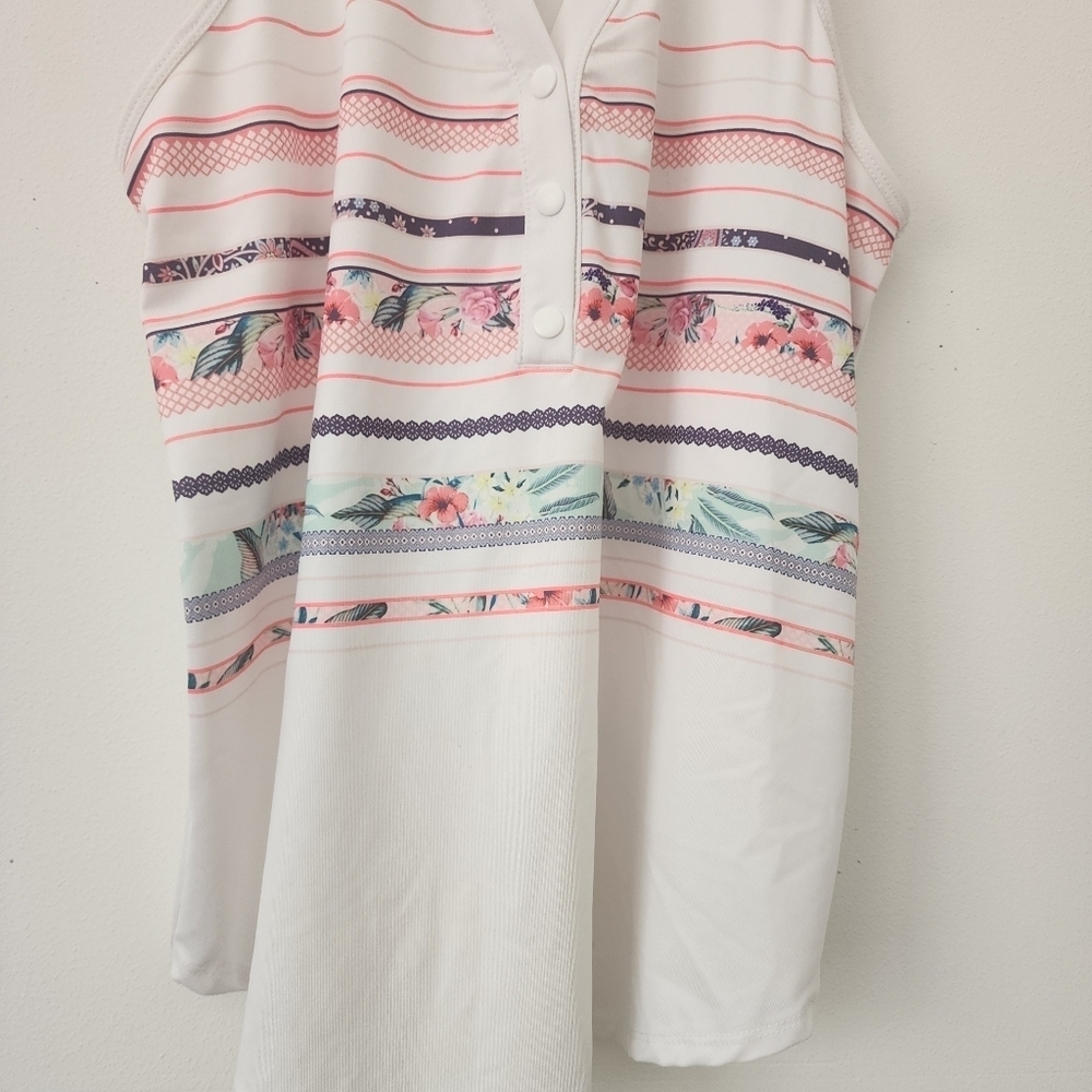 Lucky in Love Sleeveless Collared Tennis / Golf top Size Medium - Picture 4 of 11